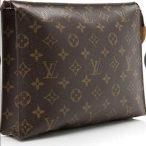 Authentic Louis Vuitton Toiletry Pouch 26, M47542